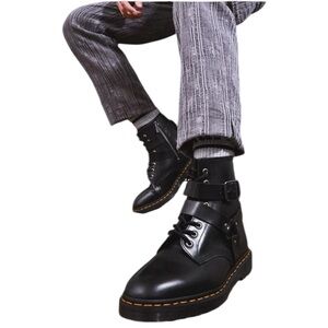 Dr. Martins Cristofor polished smooth Leather Harness lace up boots| us size 8 L